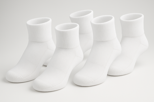 multiple white diabetic ankle socks