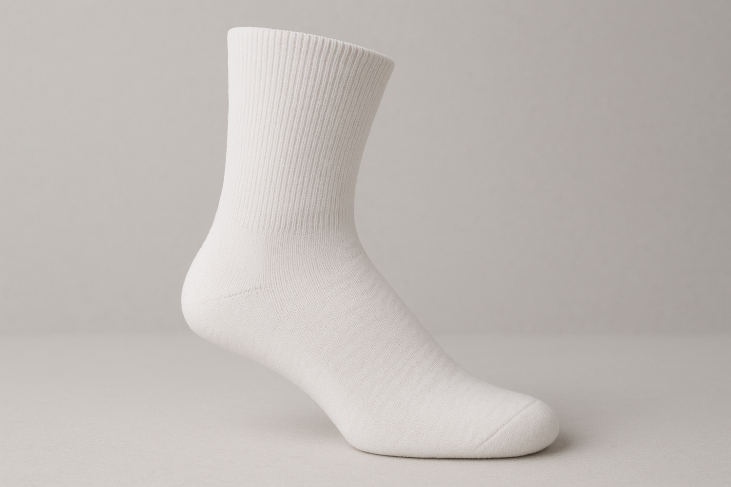 white ultrasoft diabetic crew sock